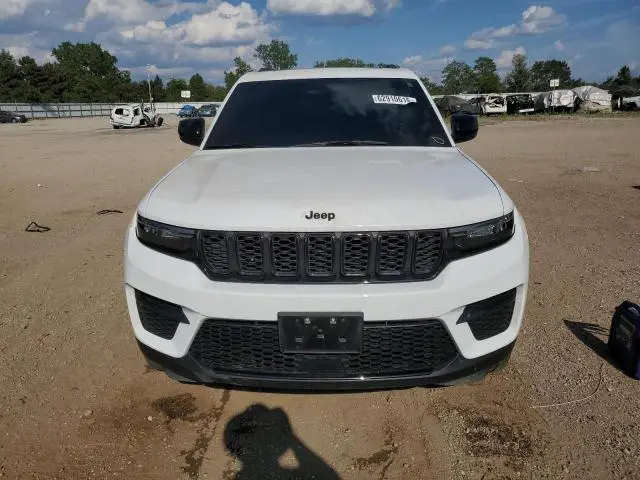 2023 JEEP GRAND CHEROKEE LAREDO  