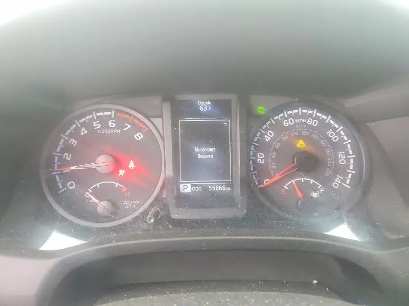 2021 TOYOTA TACOMA SR V6  