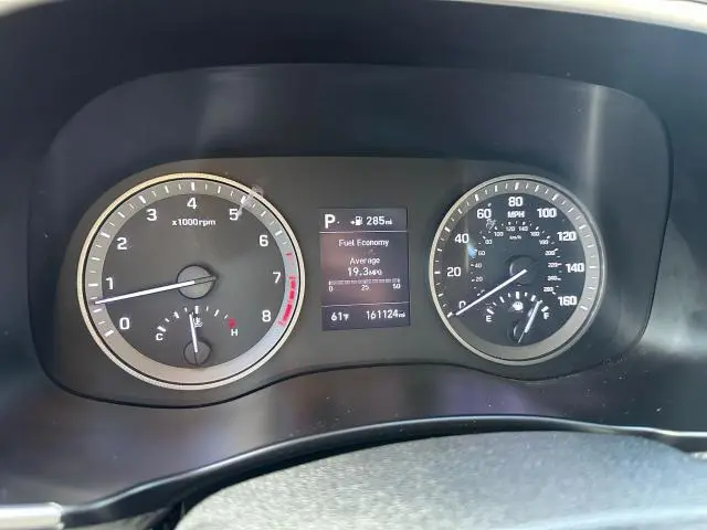 2021 HYUNDAI TUCSON SE  