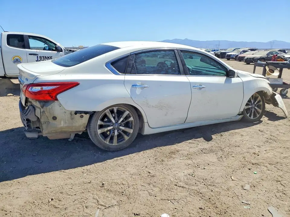 2016 NISSAN ALTIMA 2.5 SR  