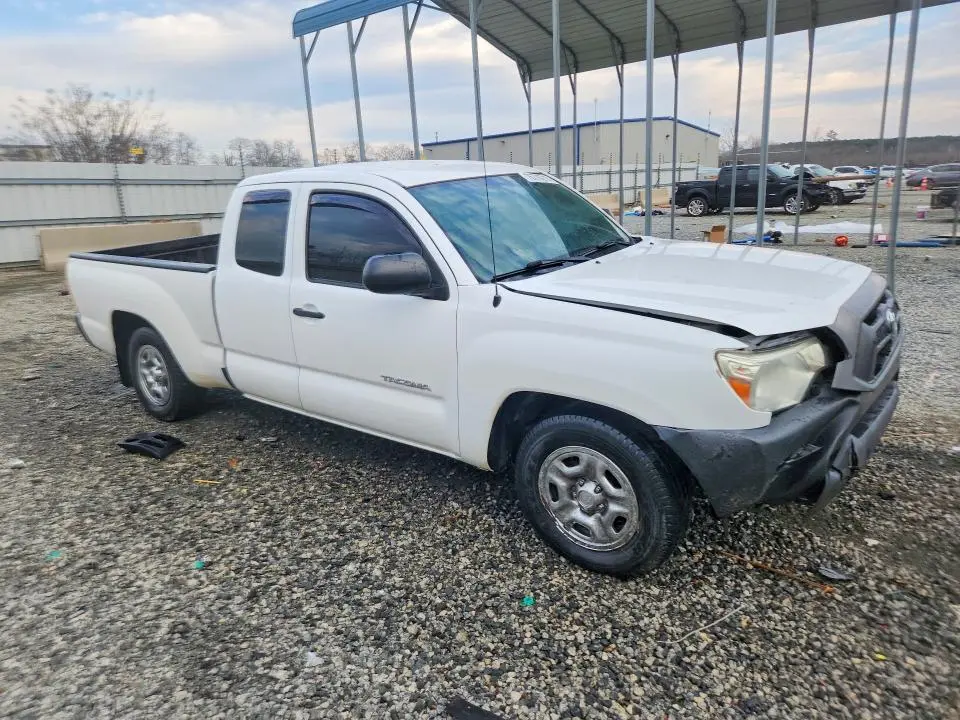 2015 TOYOTA TACOMA BASE  