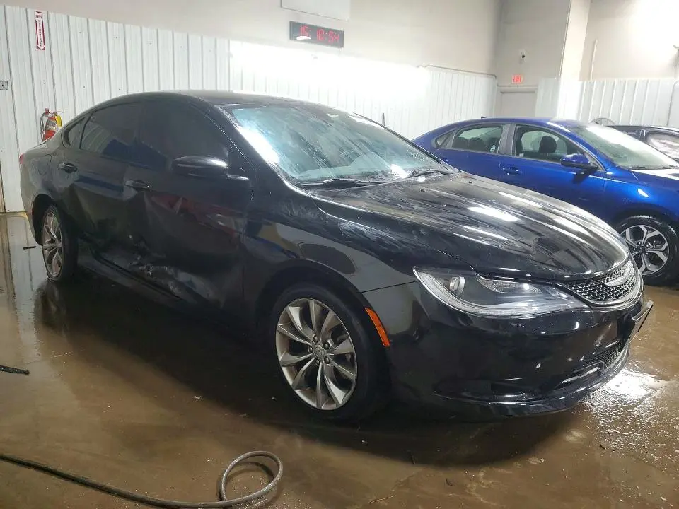 2015 CHRYSLER 200 S  