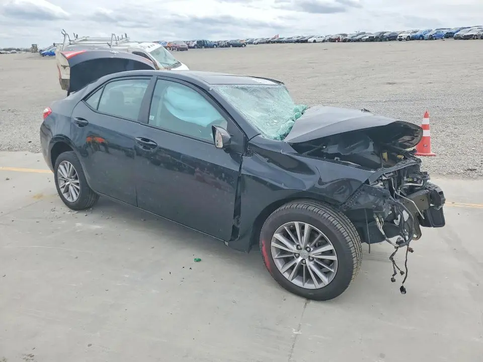 2014 TOYOTA COROLLA LE PLUS  