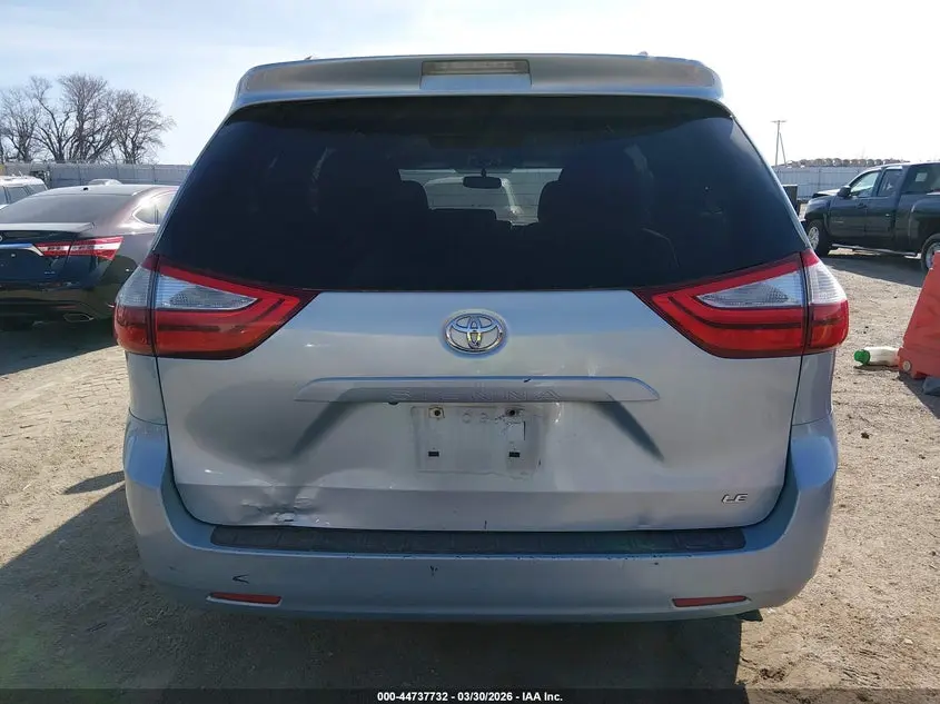 2015 TOYOTA SIENNA LE 8 PASSENGER