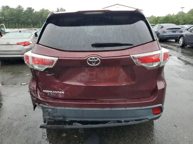 2016 TOYOTA HIGHLANDER LE  
