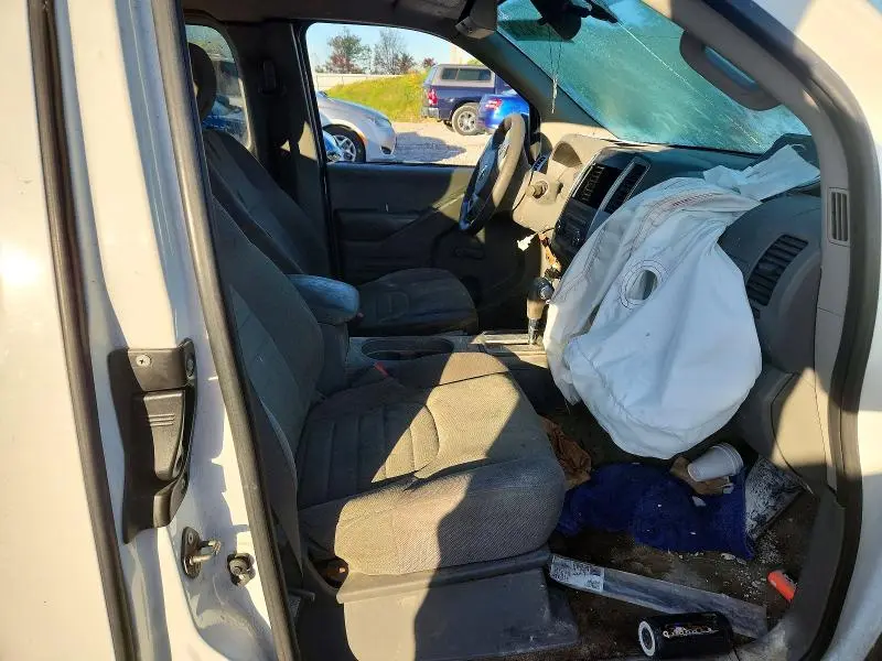 2018 NISSAN FRONTIER S  