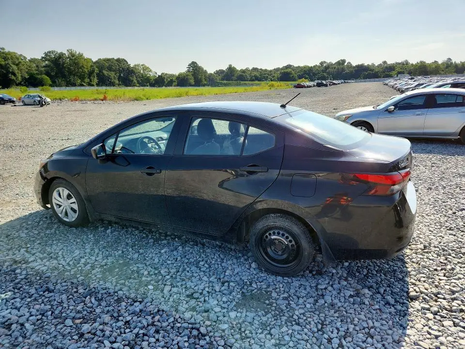 2020 NISSAN VERSA S  