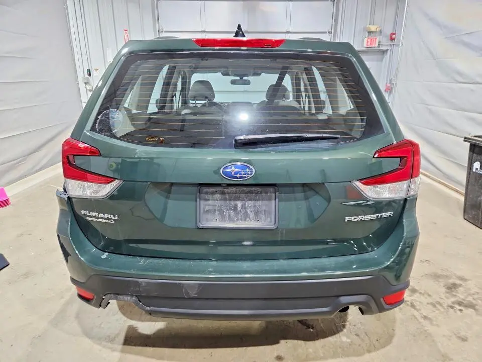 2024 SUBARU FORESTER   