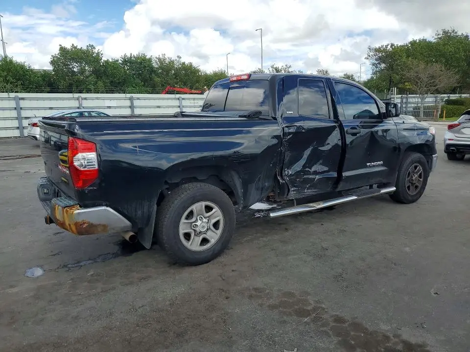 2018 TOYOTA TUNDRA SR5  