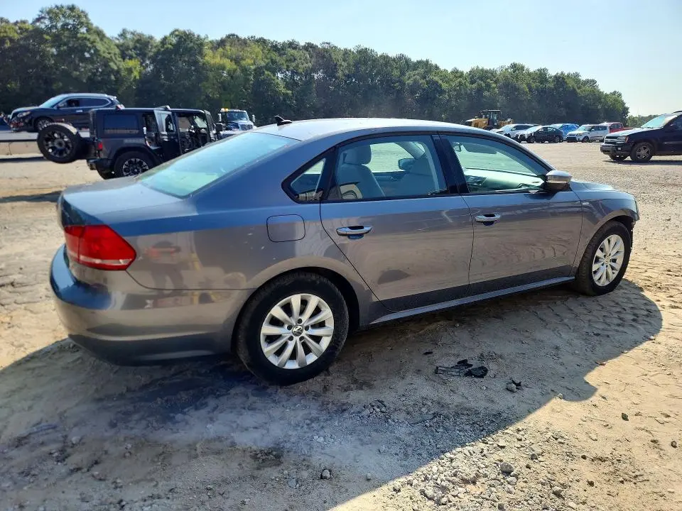 2014 VOLKSWAGEN PASSAT S  