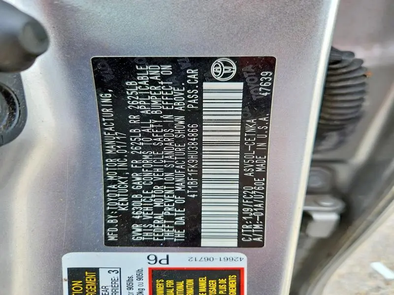 2017 TOYOTA CAMRY LE  