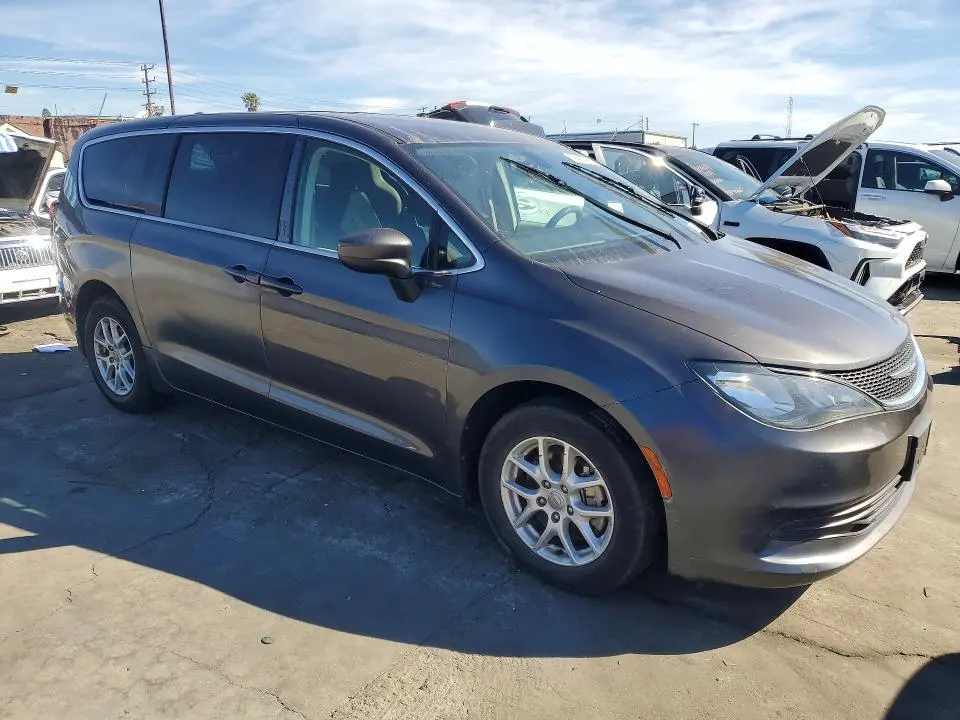 2018 CHRYSLER PACIFICA LX  