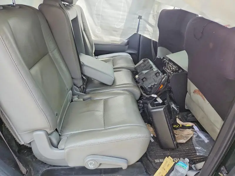 2018 TOYOTA SEQUOIA SR5  