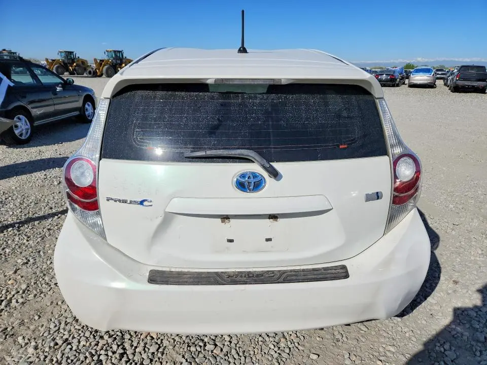 2012 TOYOTA PRIUS C TWO  