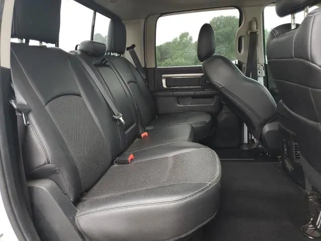 2016 RAM 1500 SPORT  