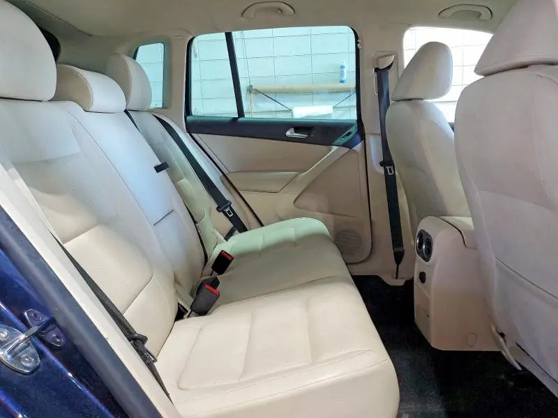 2014 VOLKSWAGEN TIGUAN S  