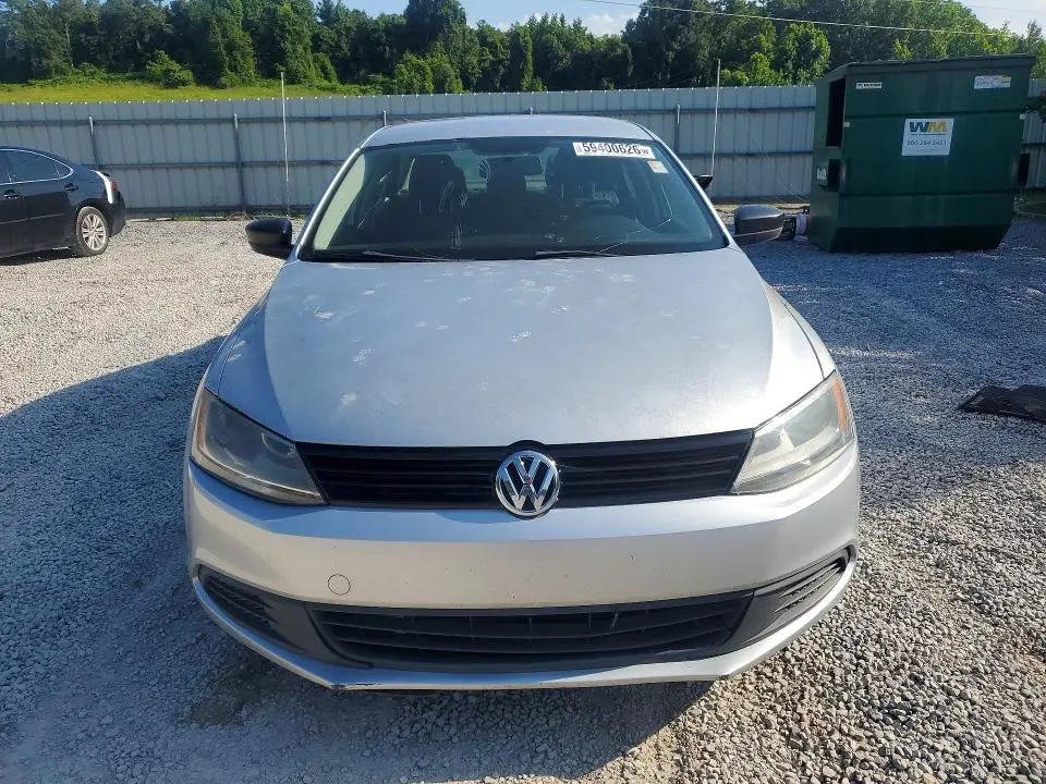 2011 VOLKSWAGEN JETTA BASE  