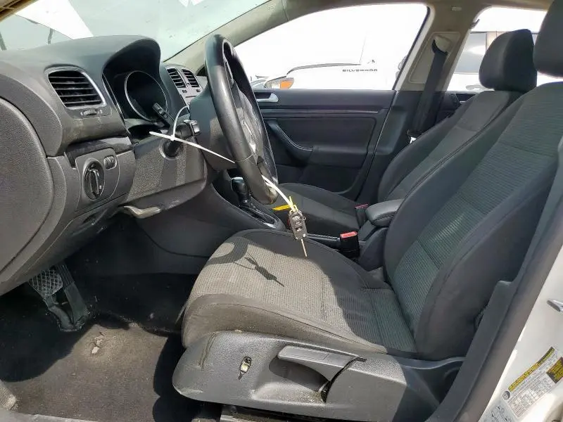 2013 VOLKSWAGEN JETTA S  