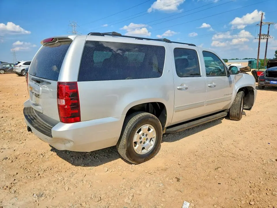 2014 CHEVROLET SUBURBAN K1500 LT  