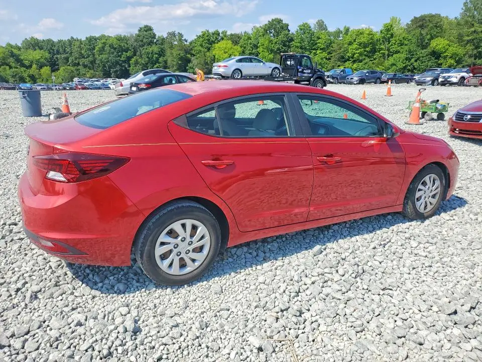 2019 HYUNDAI ELANTRA SE  