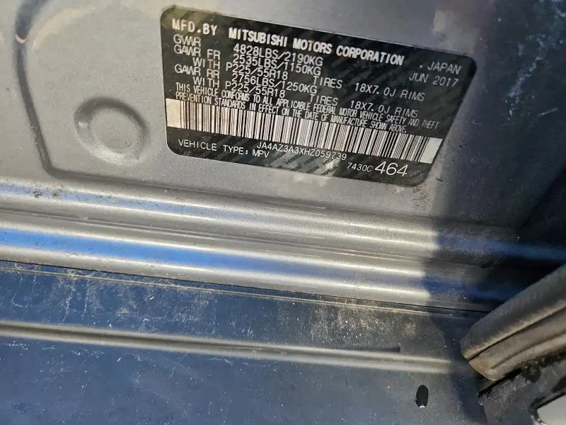 2017 MITSUBISHI OUTLANDER SE  