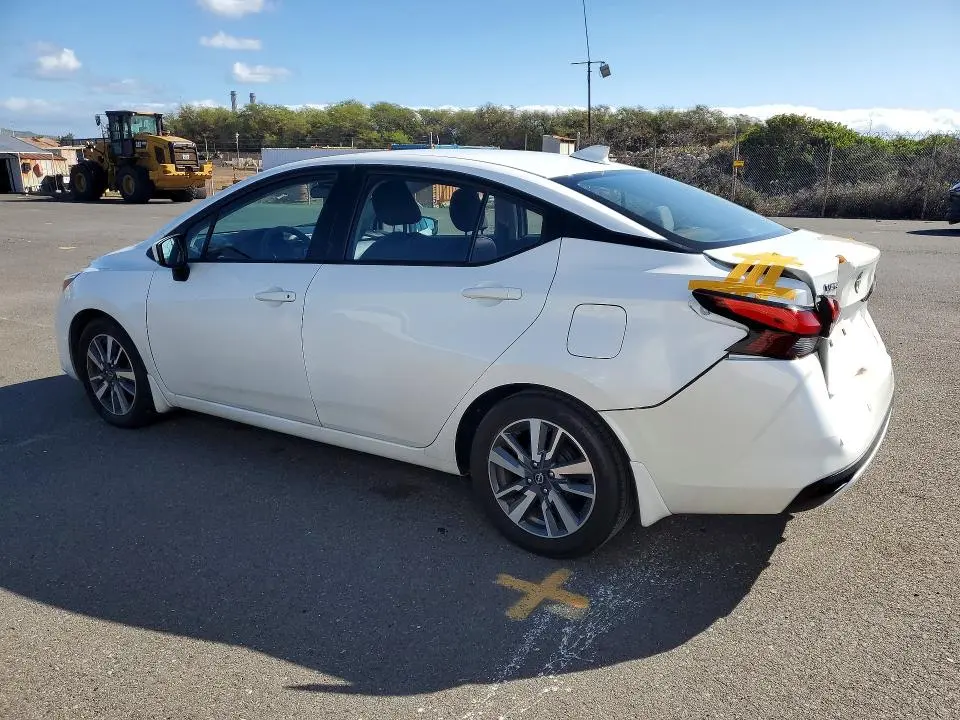 2023 NISSAN VERSA SV  