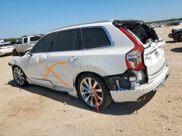 2017 VOLVO XC90 T6  