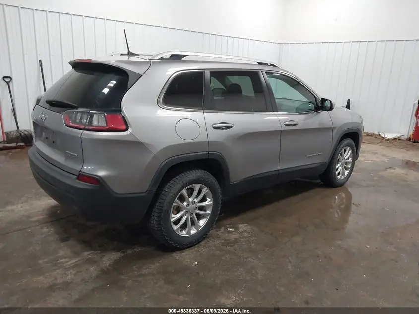 2019 JEEP CHEROKEE LATITUDE 4X4