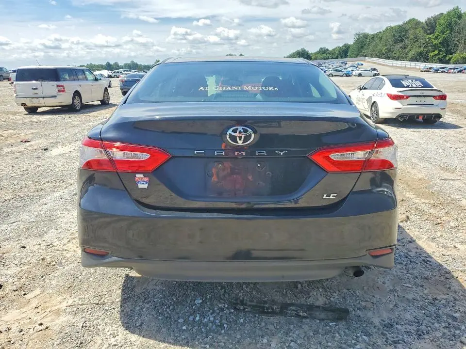 2018 TOYOTA CAMRY LE  
