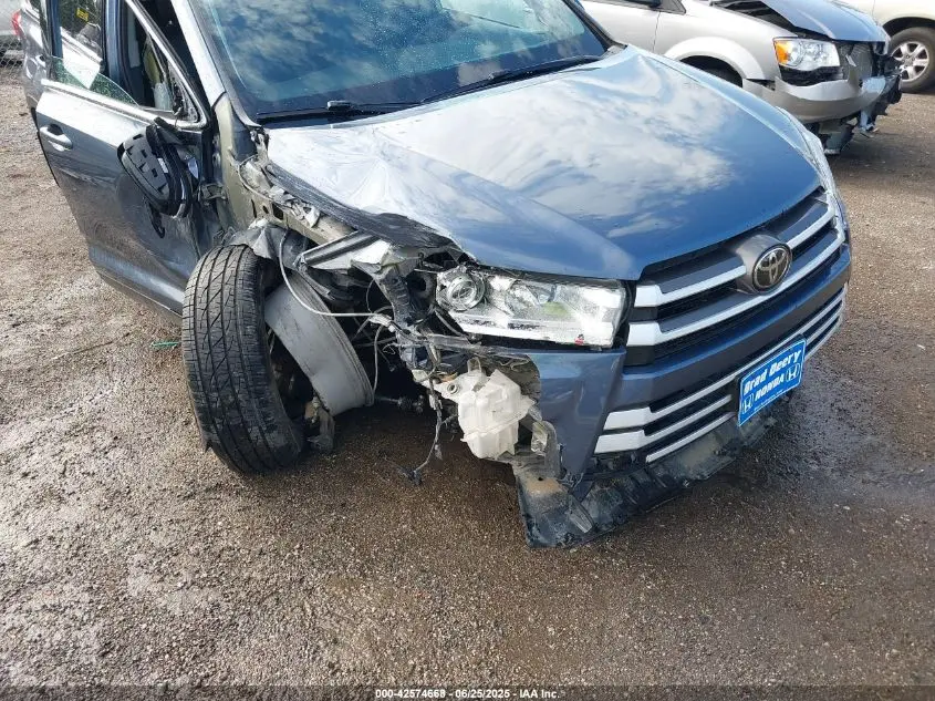 2019 TOYOTA HIGHLANDER XLE