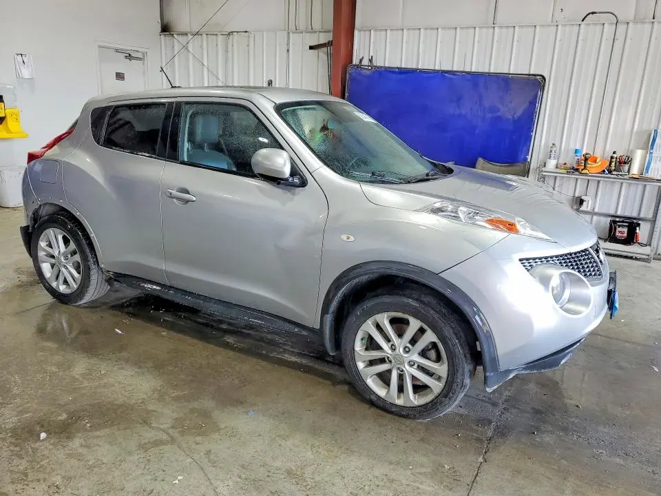 2011 NISSAN JUKE S  