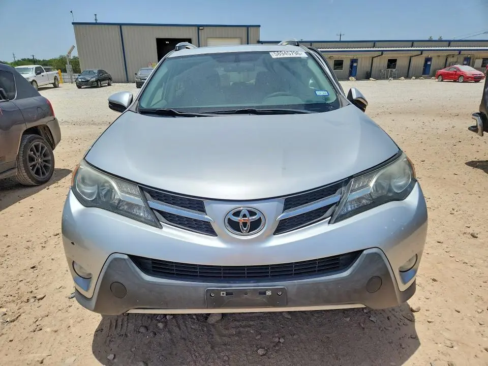 2013 TOYOTA RAV4 XLE  