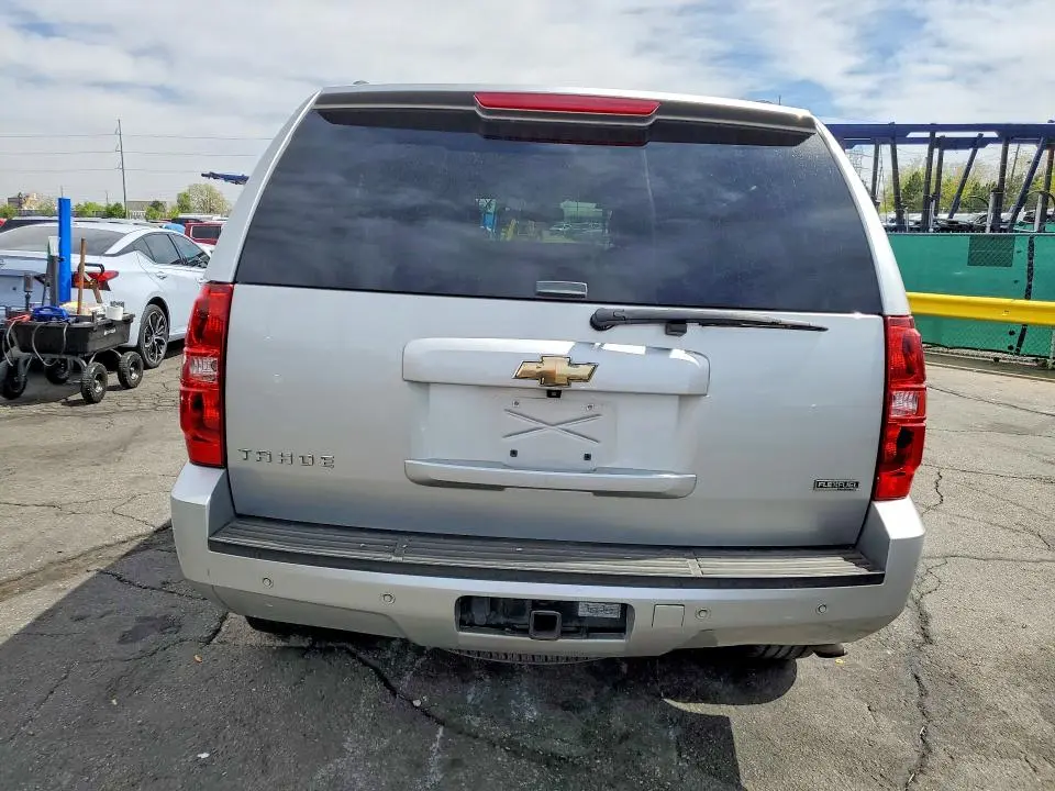 2011 CHEVROLET TAHOE K1500 LS  