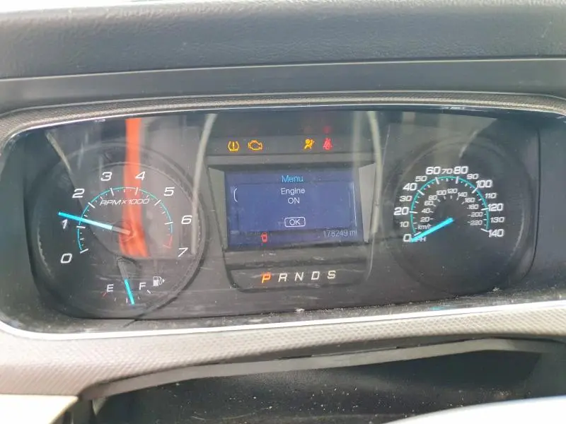 2013 FORD TAURUS SE  