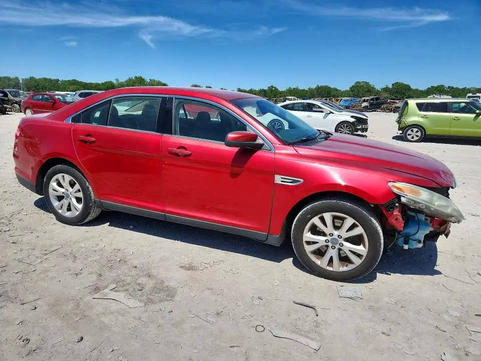 2010 FORD TAURUS SEL  