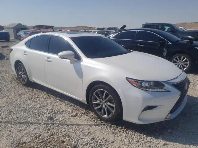 2016 LEXUS ES 300H  