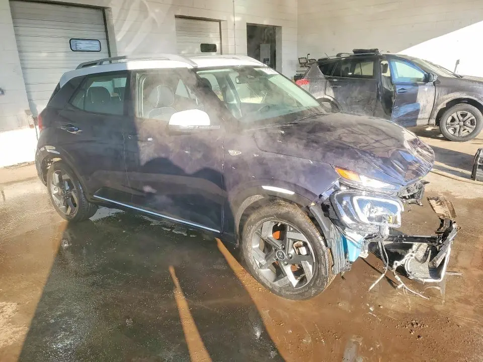 2023 HYUNDAI VENUE LIMITED  