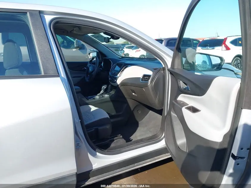 2022 CHEVROLET EQUINOX AWD LS