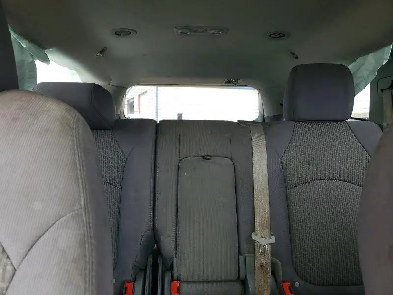 2011 CHEVROLET TRAVERSE LS  