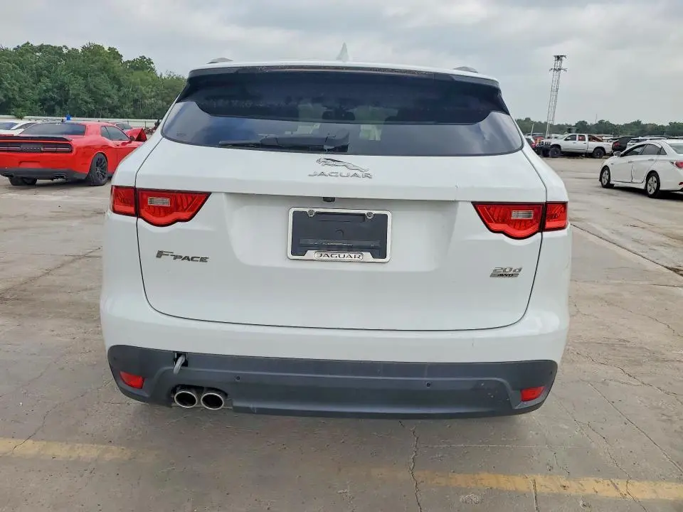 2017 JAGUAR F-PACE PRESTIGE  