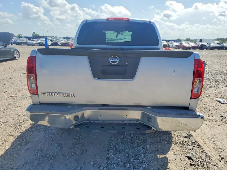 2016 NISSAN FRONTIER S  