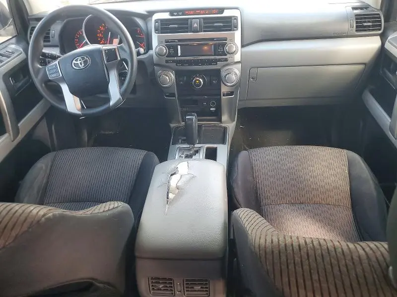 2011 TOYOTA 4RUNNER SR5  