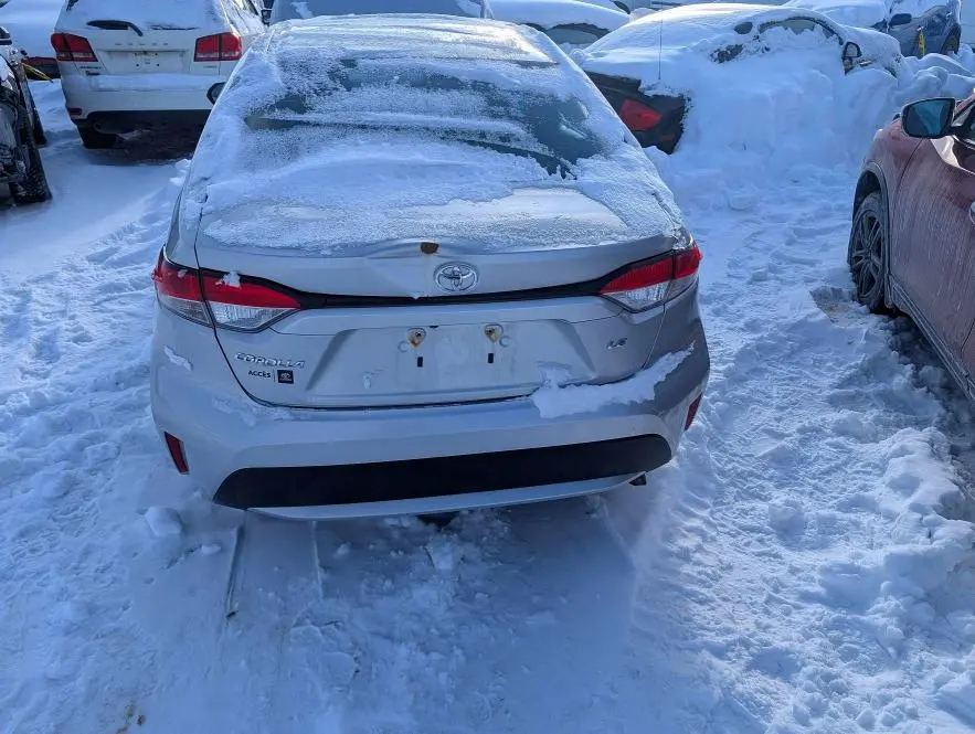2022 TOYOTA COROLLA LE  