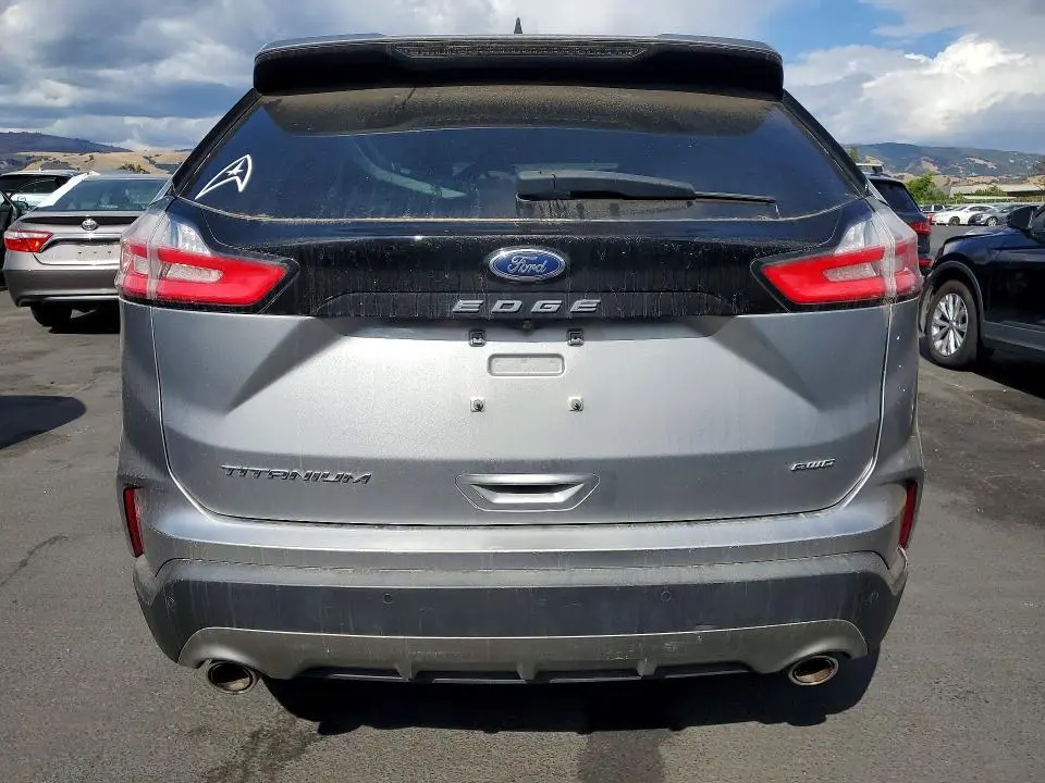 2022 FORD EDGE TITANIUM  