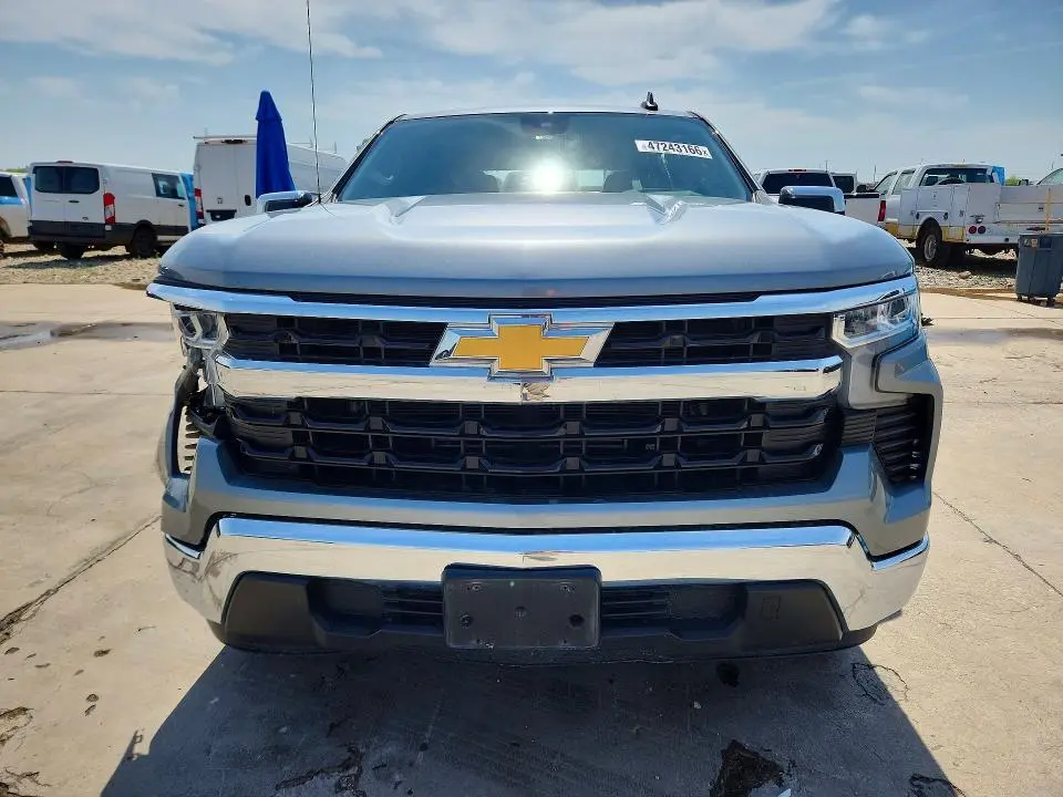 2024 CHEVROLET SILVERADO C1500 LT  