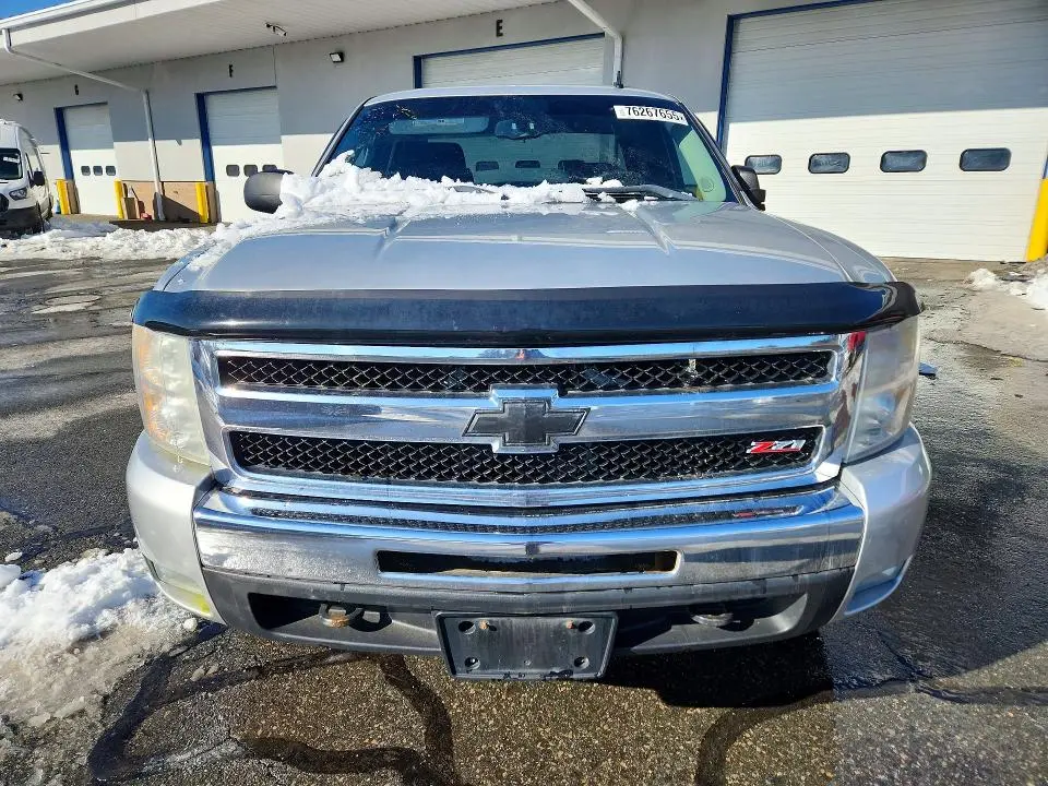 2011 CHEVROLET SILVERADO K1500 LT  