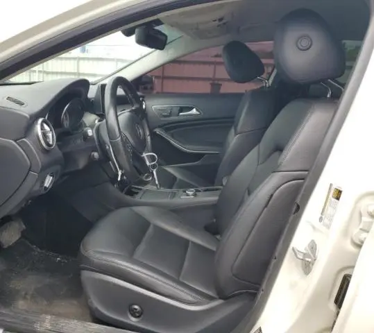 2015 MERCEDES-BENZ GLA 250 4MATIC  