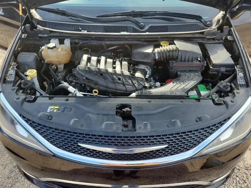 2017 CHRYSLER PACIFICA TOURING L  