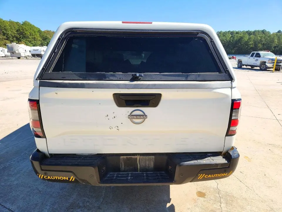 2024 NISSAN FRONTIER S  