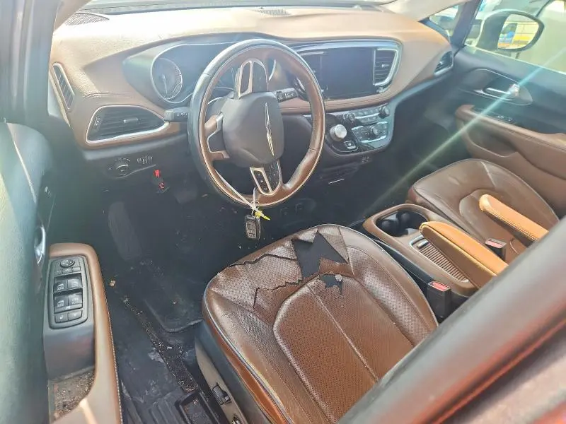 2018 CHRYSLER PACIFICA LIMITED  
